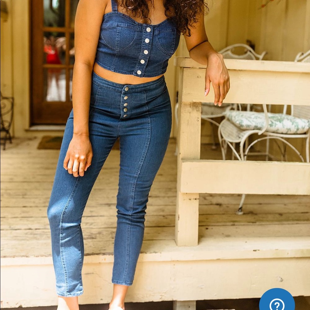 Kittenish denim set